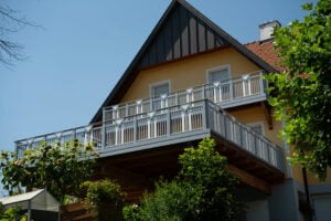 anbaubalkon mit stuetzen umbria 56