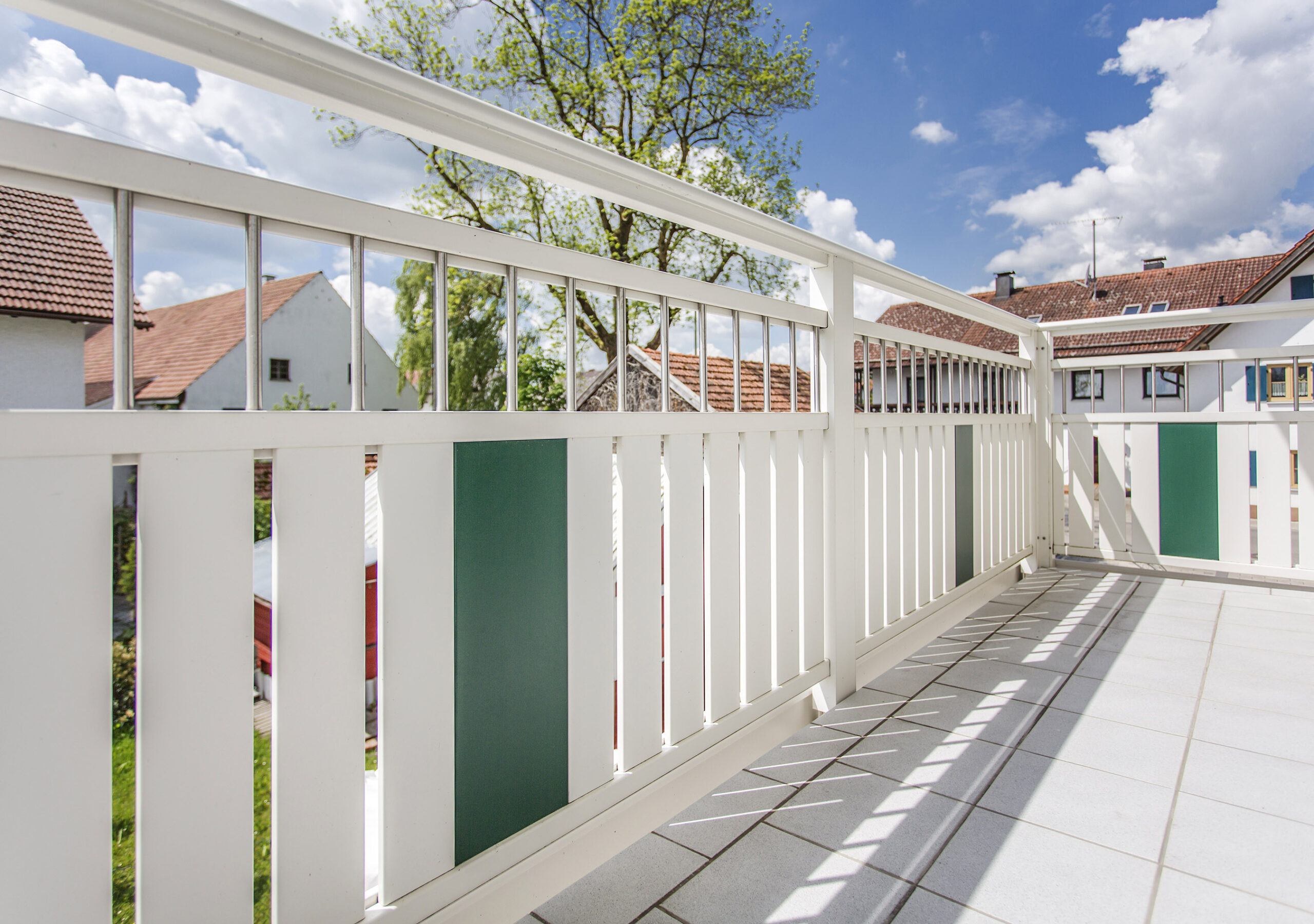 Geschmackvolles Design mit Alu Classic Wildspitze Balkongeländer