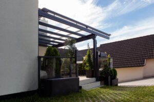 glas balkongelaender vision und ueberdachung toscana