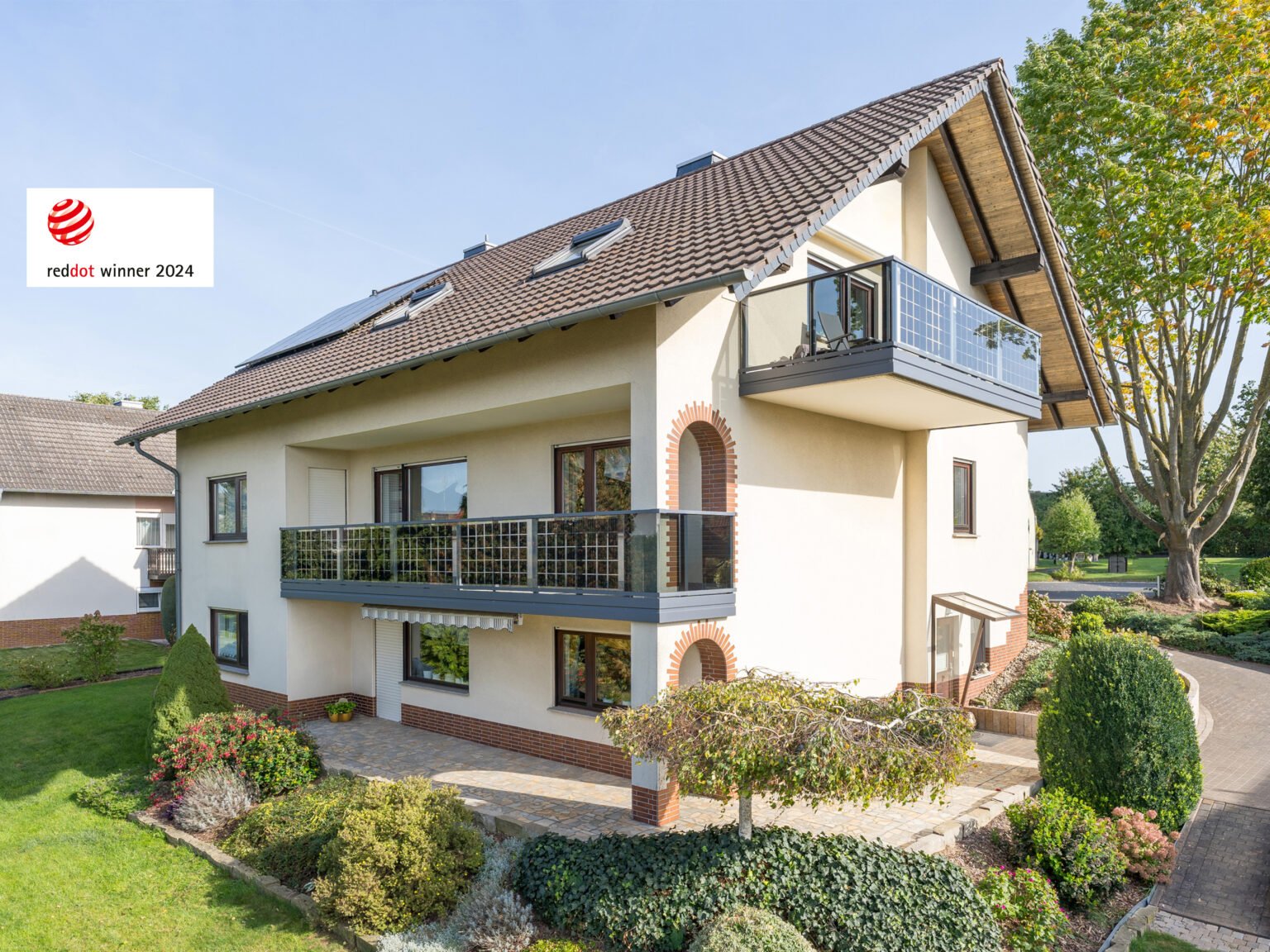 Leeb Solarbalkon - Gewinner des Red Dot Award 2024: Productdesign
