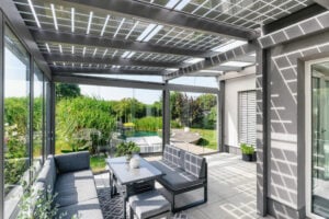 Terrassenüberdachung Photovoltaik - Solar Terrassendach von Leeb