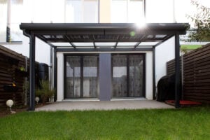 solar uberdachung aus glas und aluminium