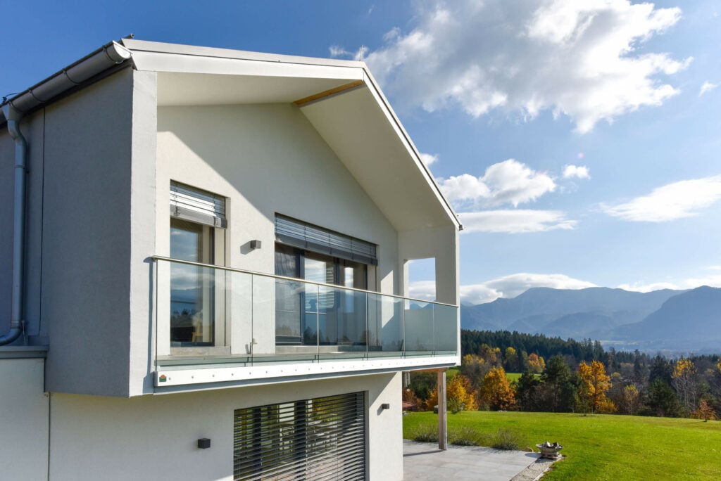 glas-balkongelaender-alu-pure-kundenreferenz