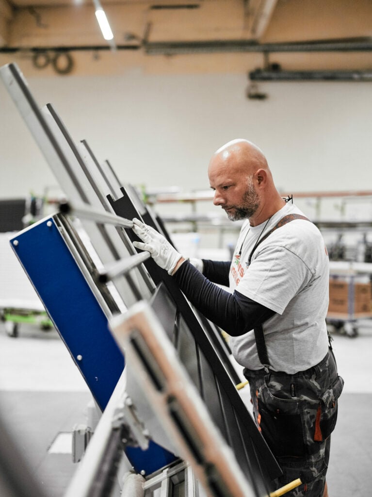produktionsmitarbeiter bei leeb balkone