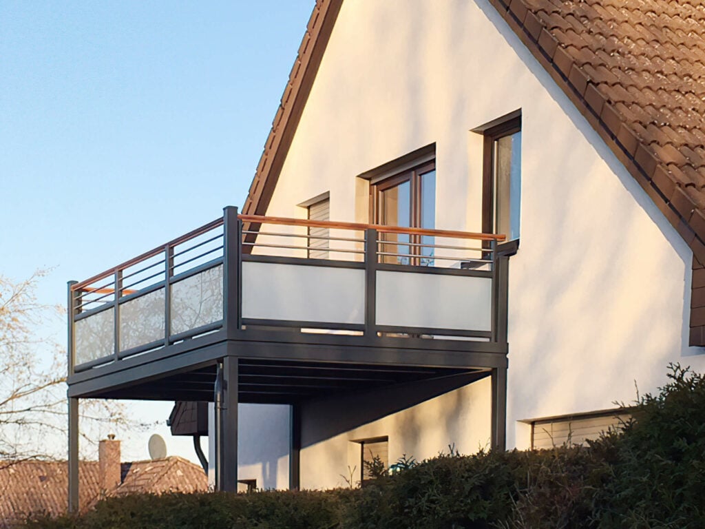 kundenreferenz-alu-balkon-bodora