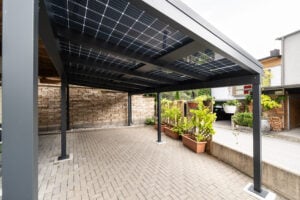 Solar Carport für zwei Autos (Doppelcarport Überdachung mit PV Modulen)