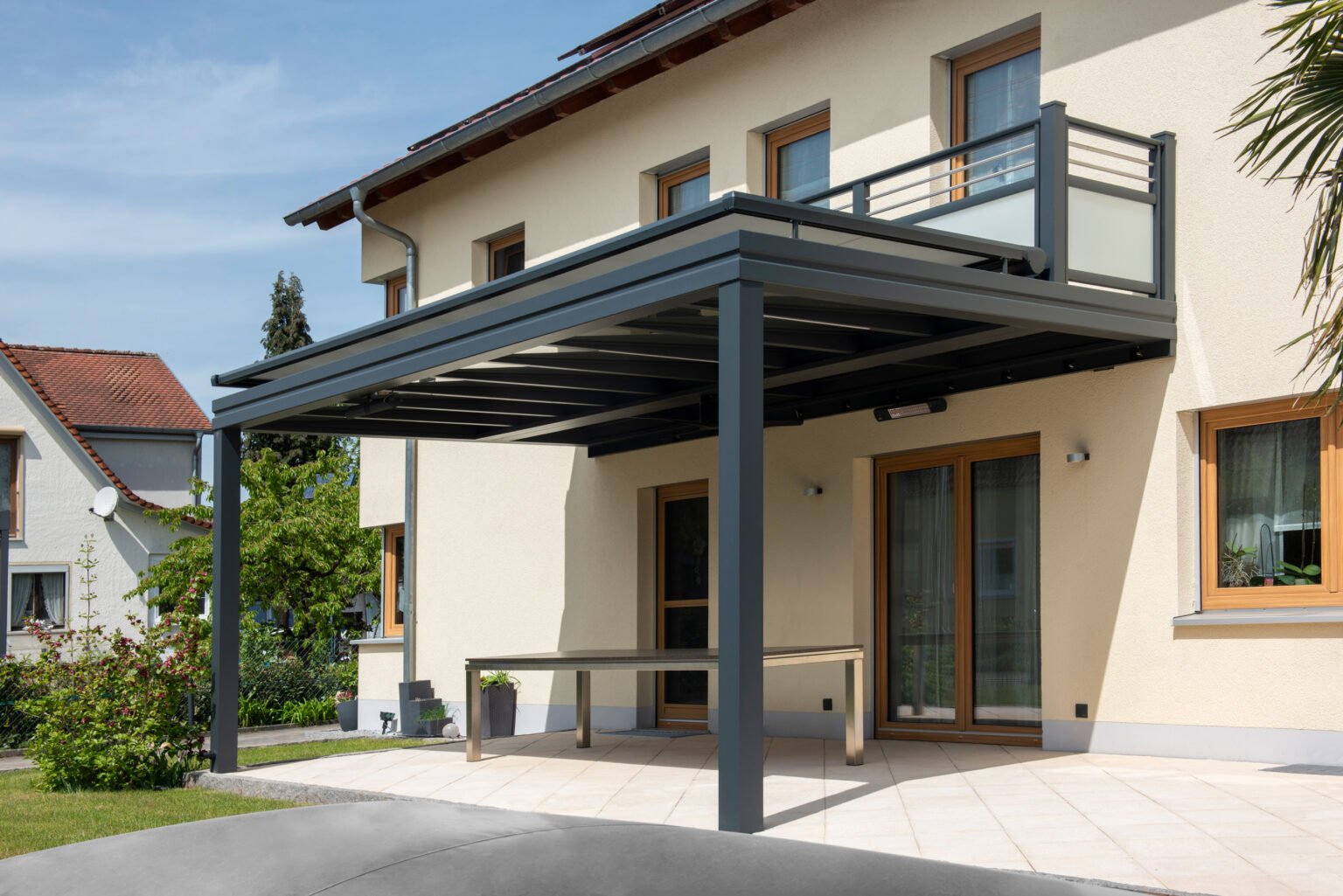alu terrassenueberdachung atrium anbau balkongelaender aufdachmarkise 2