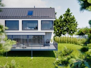 Horizont Alu Geländer als Anbaubalkon mit durchgehenden Sprossen als Balkonblende