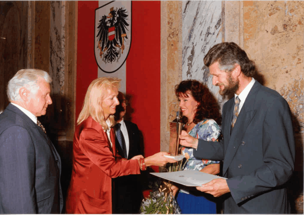 1993 Verleihung Staatspreis Holzmarketing e1774872895942