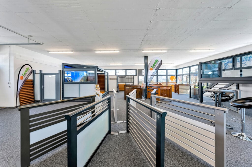 Schauraum Leeb Glarus Schweiz Schneider